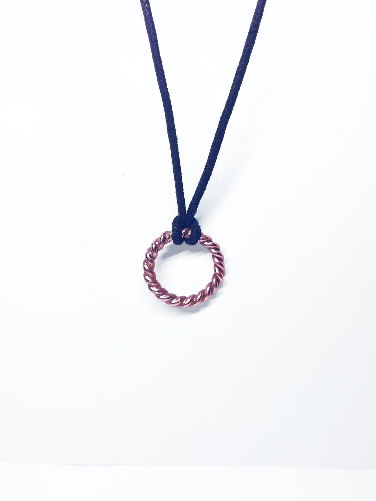 Black Cubit Tensor Ring Necklace