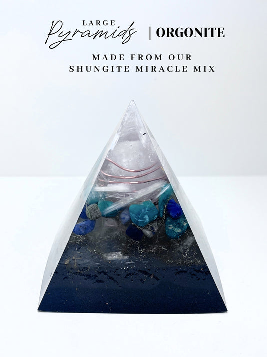 Sodalite & Malachite Pyramid Orgonite (Large)
