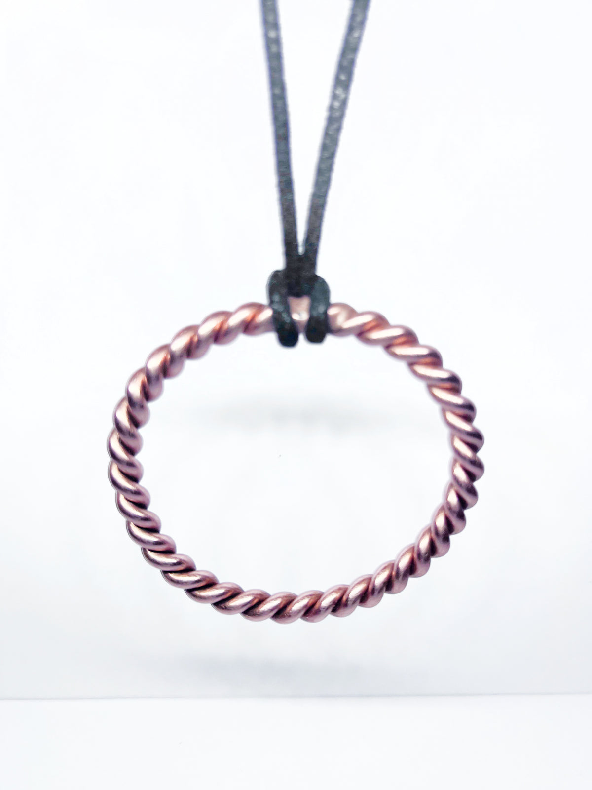 177 Lost Cubit Tensor Ring Necklace (Medium)